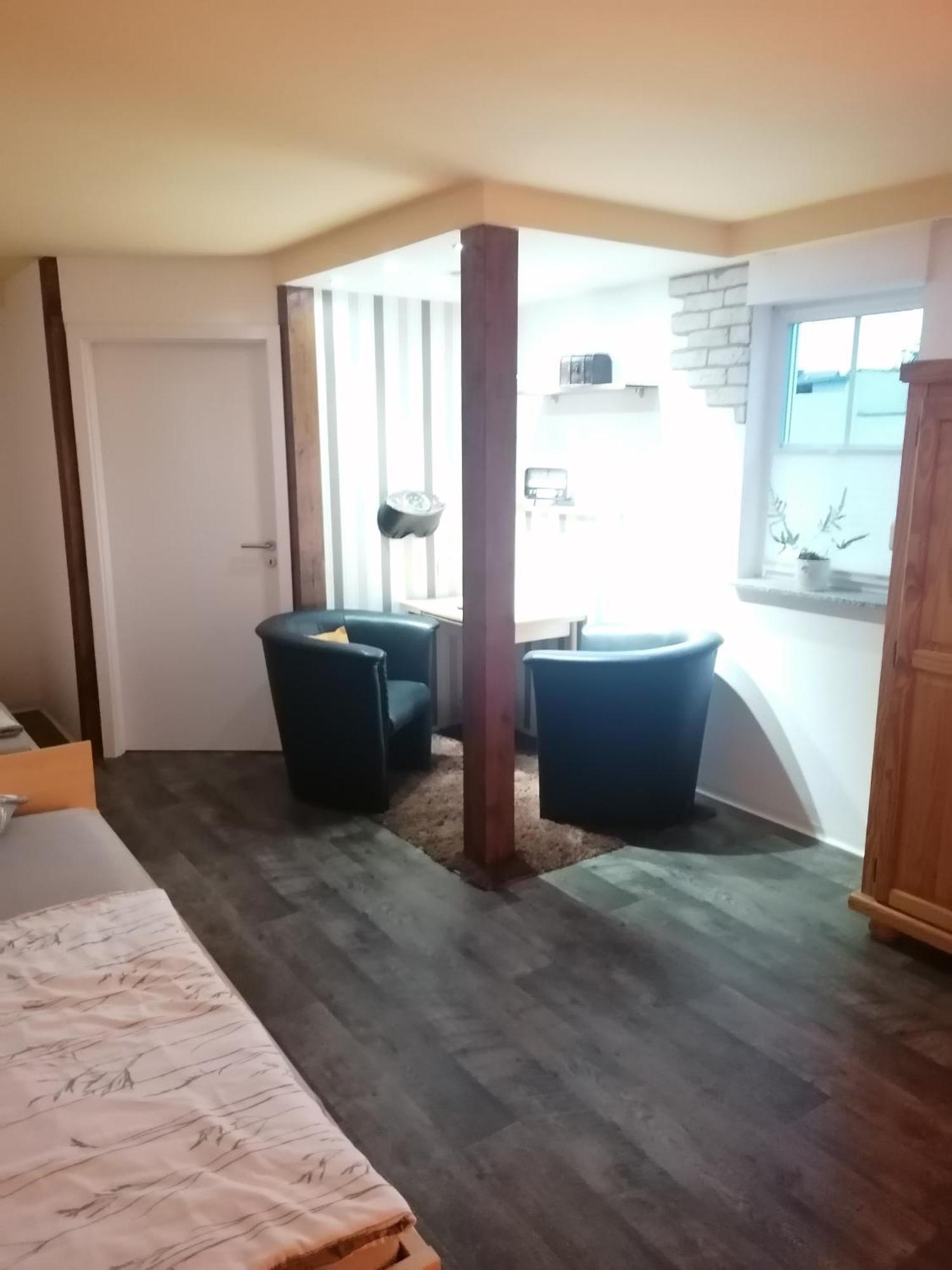 Tinas Ferienwohnung Hohendodeleben Kamer foto